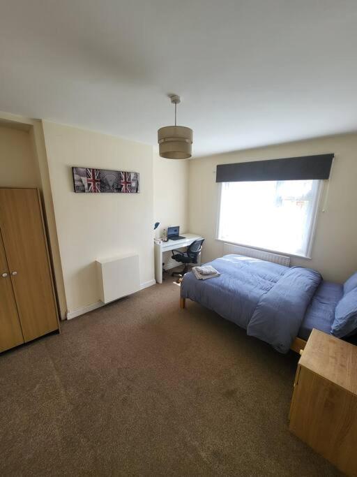 4 Bed Family Home With Secure Parking. Warwick Uni Coventry Dış mekan fotoğraf